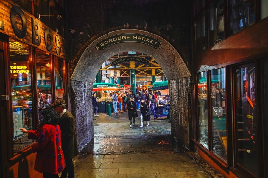 London: Harry Potter Movies Walking Tour (Kids Go Free) - Borough Market and London Bridge