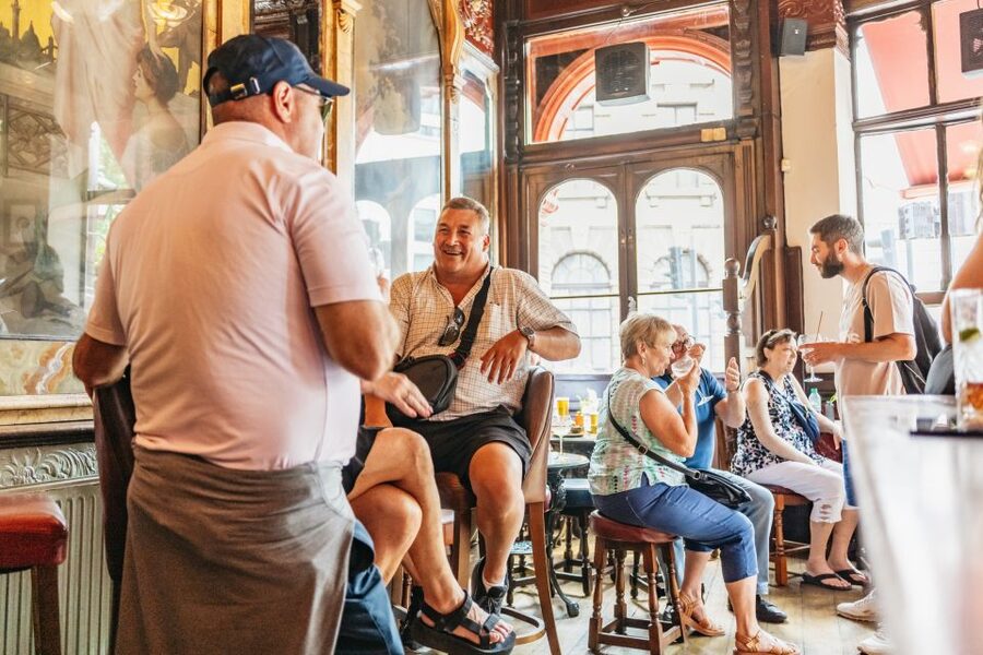 London: Historic Pubs of Central London Walking Tour - Who should book this historic pub tour?