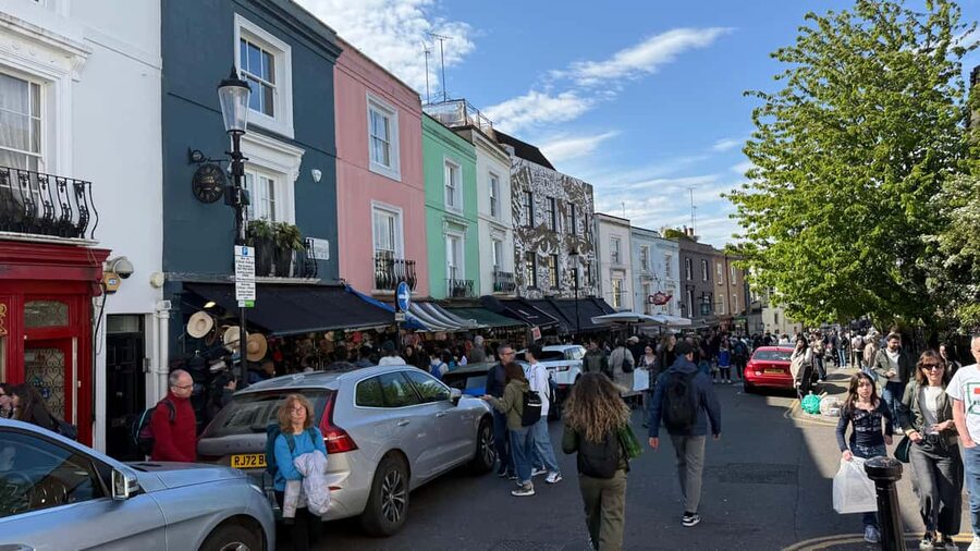 London: Notting Hill Walking Tour - Movie locations, from the famous to the unexpected