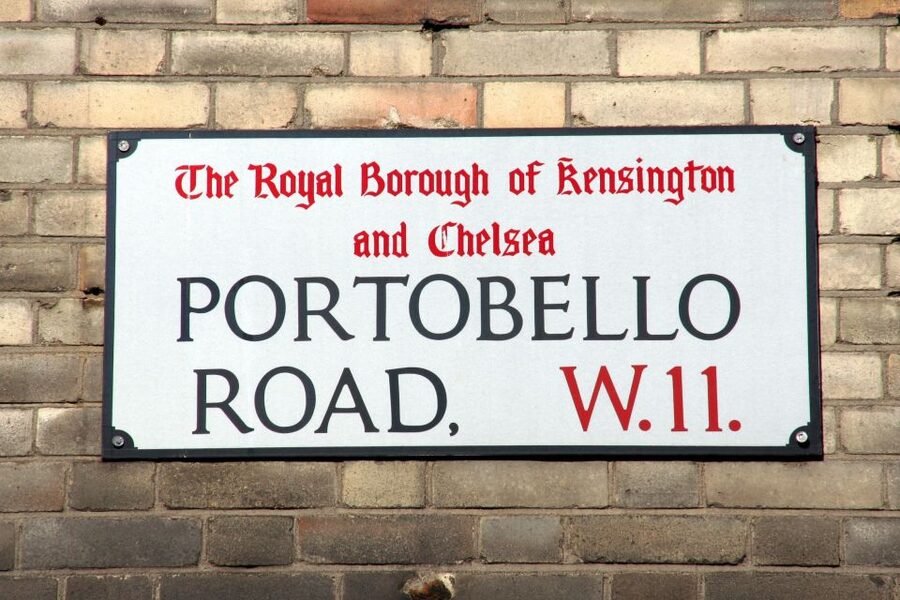 London: Notting Hill Walking Tour - History, street art, and stories between the stops