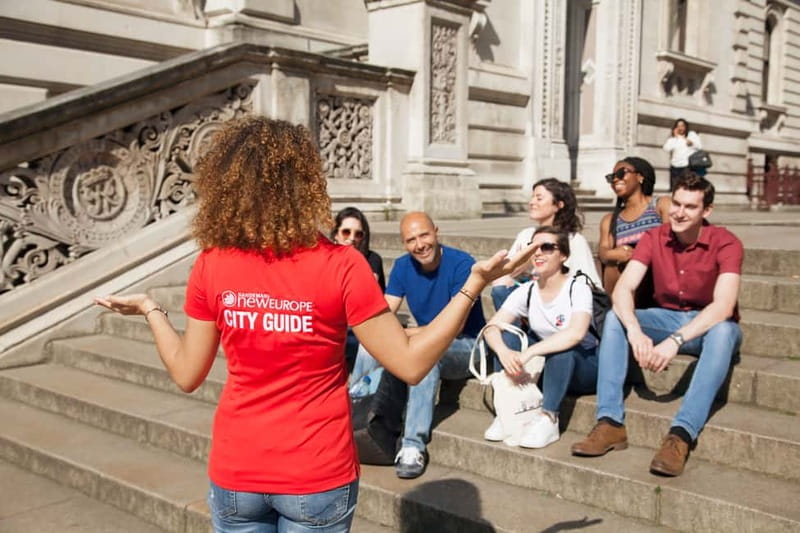 London: Old City Walking Tour - The Bank of England and the modern City