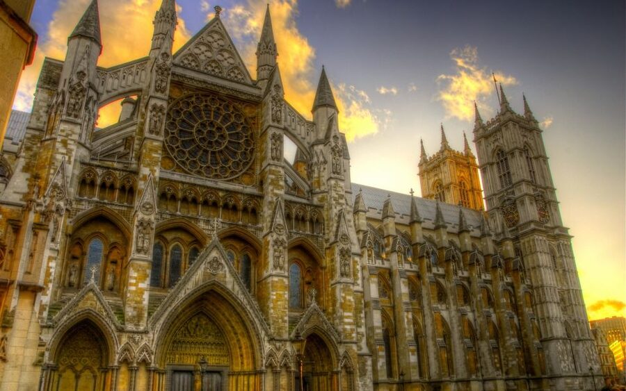 London: Palaces and Parliament Walking Tour - Big Ben, Parliament Square, and Westminster Abbey