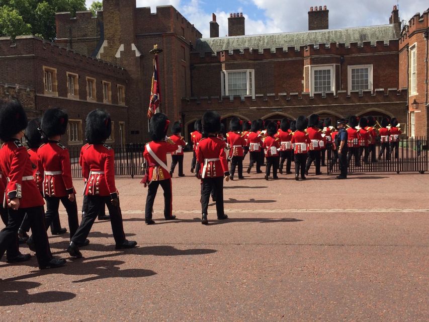 London: Royalty Walking Tour with Changing of The Guard - Key points to know before booking