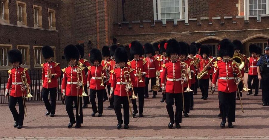 London: Royalty Walking Tour with Changing of The Guard - Is $33 good value for this London walk?