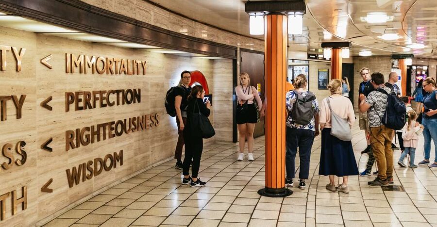 London: Secrets of the London Underground Walking Tour - Baker Street and the birth of the Underground