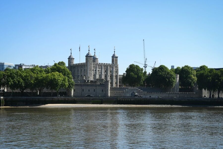 London: Westminster Walking Tour & Westminster Abbey Visit - Why this route works for a first day in London