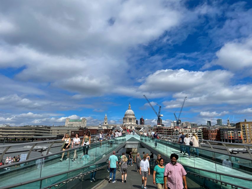 London: Witches and History Bankside Walking Tour - Meeting your guide at Southwark Viewpoint