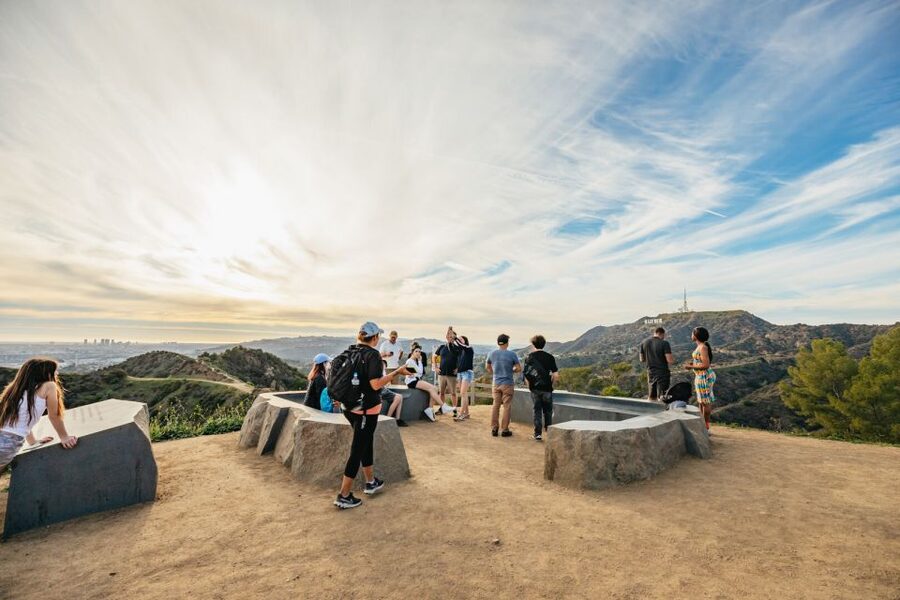 Los Angeles: Griffith Observatory Guided Hike/Walking Tour - Walking through the Bird Sanctuary and Griffith Park