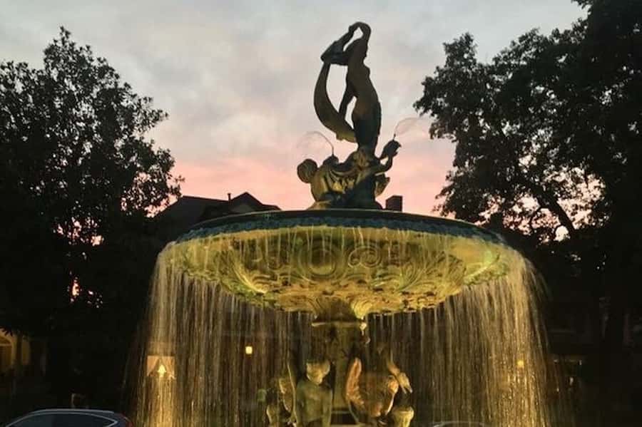 Louisville: Old Louisville Walking Ghost Tour - Is $25 a good value for 100 minutes?