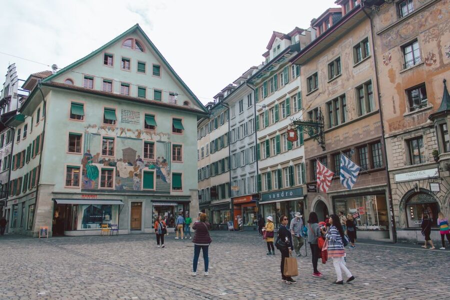 Lucerne: Guided Walking Tour with an Official Guide - Is $32 a fair price?