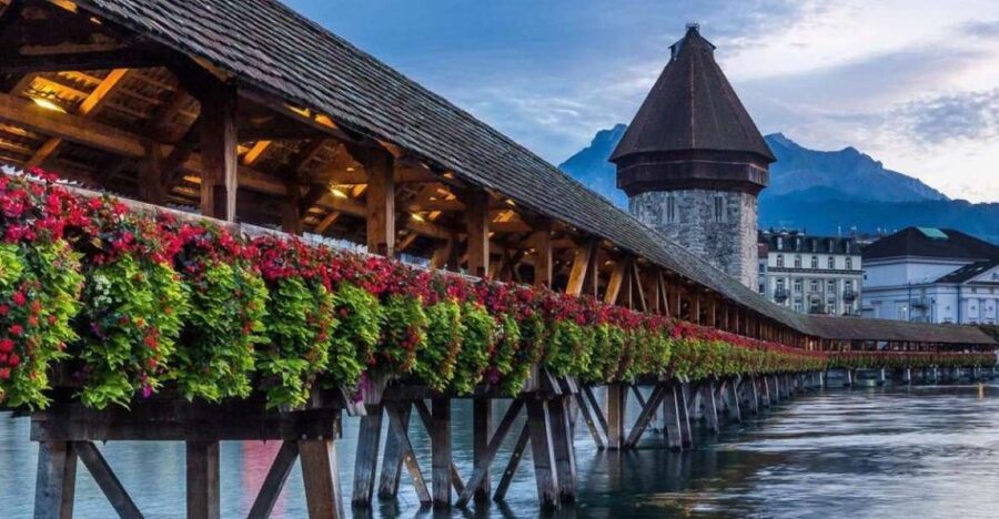 Lucerne: Private Walking Tour with a Local Guide - Wandering through the Altstadt