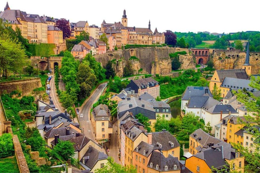 Luxembourg Highlights: Walking Tour in English - Meeting at Square Jan Pallach