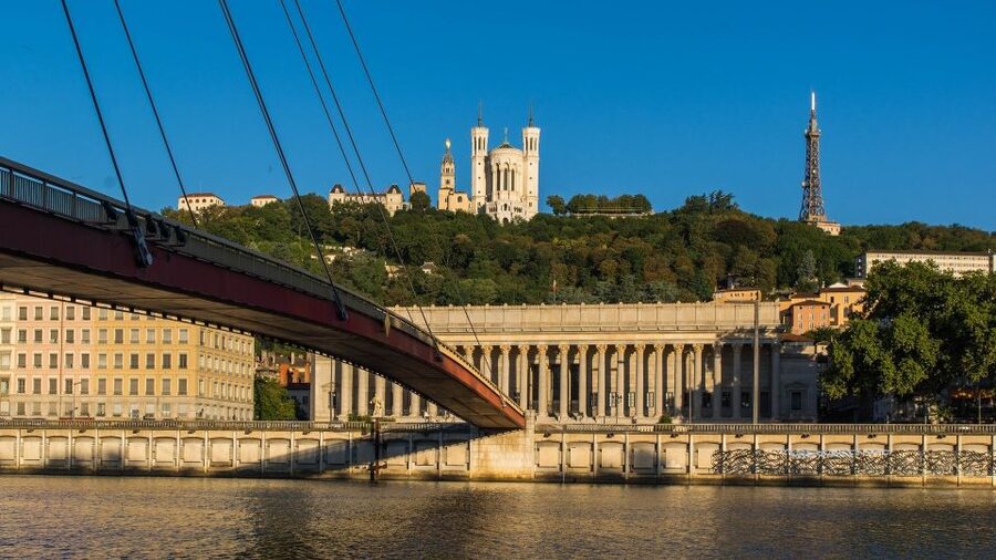 Lyon: Old District Private Guided Walking Tour - Cancellation and booking flexibility