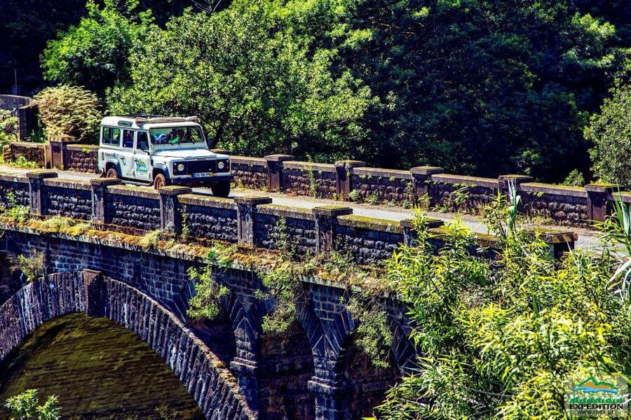 Madeira: Santana Jeep Safari and Referta Levada Walk - The levada walk through working farmland
