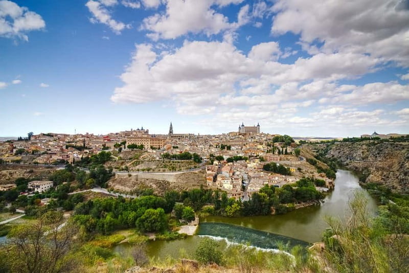 Madrid: 6-Hour Day Trip to Toledo with Guided Walking Tour - Why Toledo Works as a Day Trip from Madrid