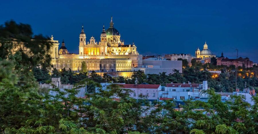 Madrid: City Highlights Guided Walking Tour - Key points to know before you book