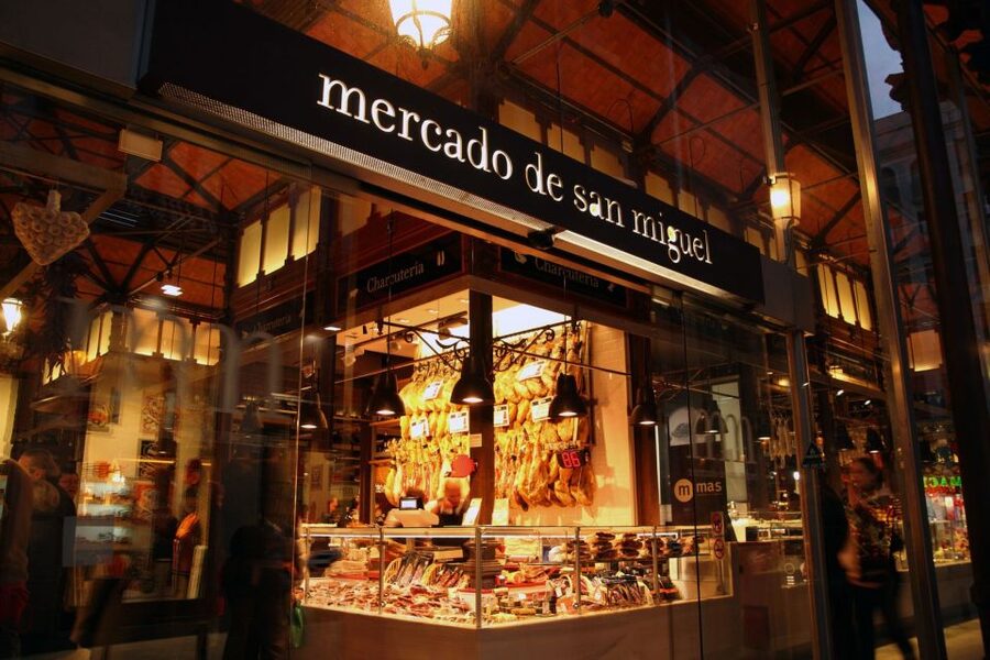 Madrid: City Highlights Guided Walking Tour - Mercado de San Miguel and the approach to Plaza Mayor