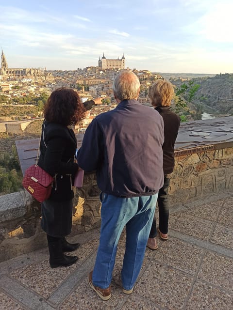 Madrid: Day Trip to Toledo with Walking Tour & Small Group - Seeing Toledo from the bus before walking