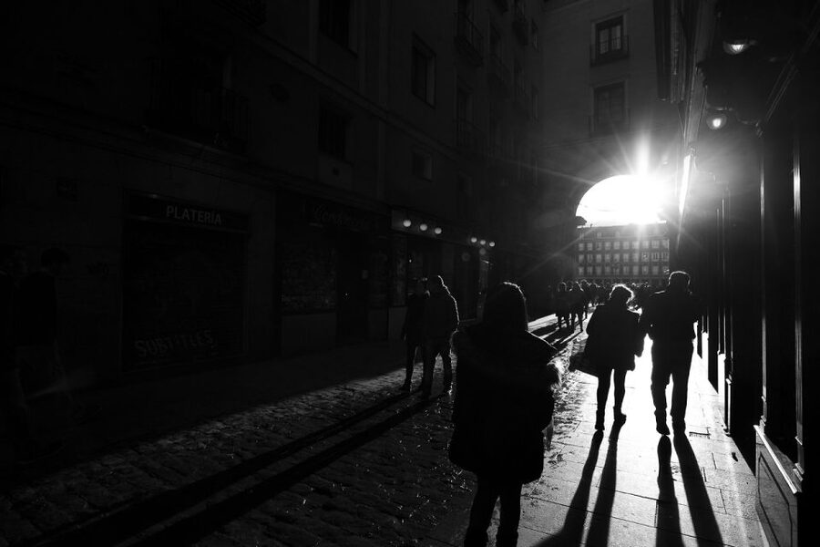 Madrid: Enchanted Evening Walking Tour in Spanish - What the $14 price really gets you