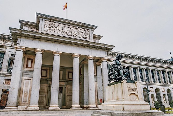 Madrid Old City Guided Exclusive Guided Walking Tour - Puerta Cerrada and the approach to Plaza Mayor