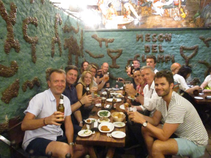 Madrid: Old Madrid Walking Food and Wine Tour - The landmarks between bites