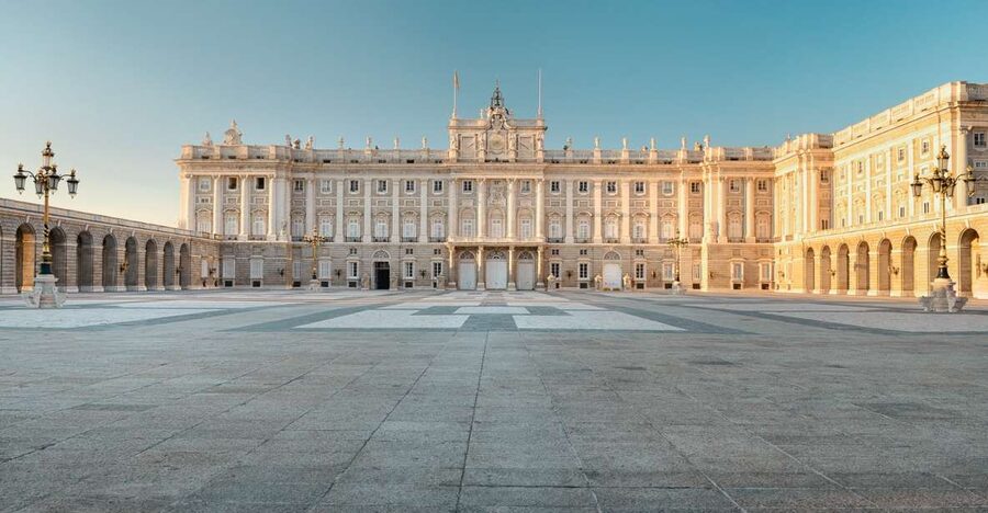 Madrid: Visit to the Royal Palace & Walking Tour of the City - Key points to know before booking