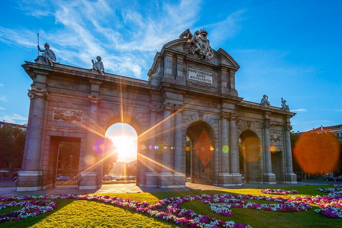 Madrid Walking Tour from Puerta del Sol to Retiro Park - Banco de España and the Cibeles Fountain