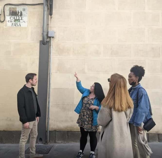 Madrid: Welcome to Madrid Guided Walking Tour - Plaza Mayor and the city’s public stage