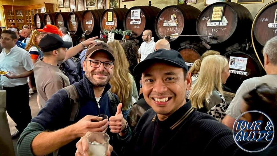 Málaga: 2h Walking Historical Tour–Art, Culture and Legends - How much value do you get for $26?