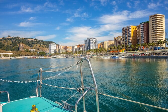 Malaga Private Walking Tour, Alcazaba & Catamaran Cruise - The break between monuments and the sea