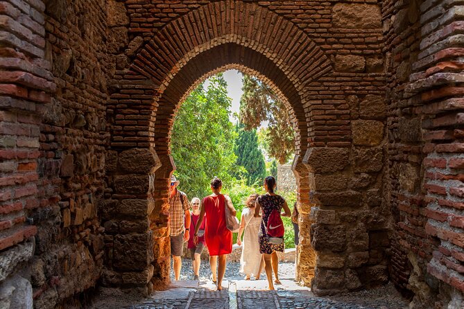 Malaga Private Walking Tour, Alcazaba & Catamaran Cruise - One hour on the Málaga coast