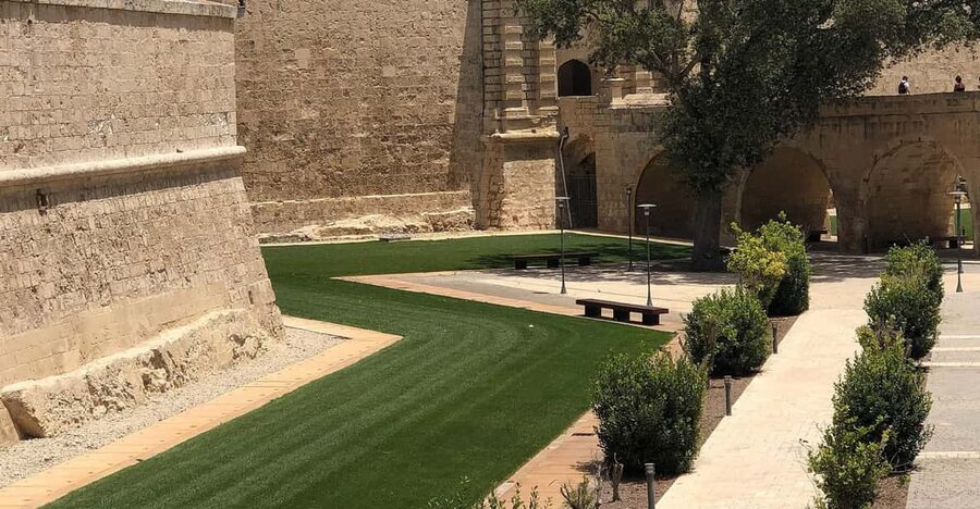 Malta: Mdina and Rabat Walking Tour with Catacombs - Palazzos, churches, and the baroque cathedral