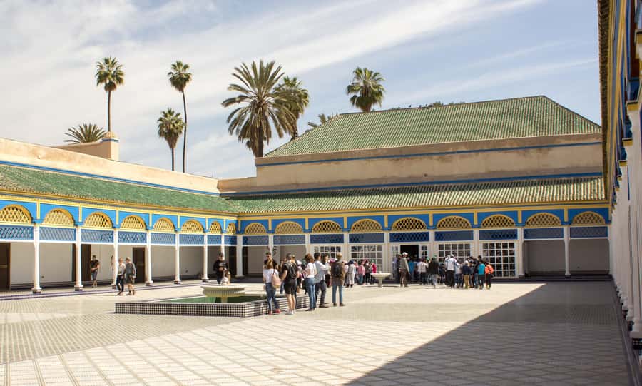 Marrakech: Monuments, Souks and Medina Guided Walking Tour - Small group or private walk?