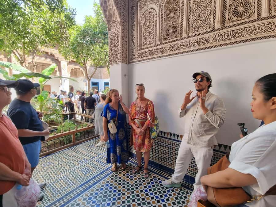 Marrakech: Monuments, Souks and Medina Guided Walking Tour - Bahia Palace and the art of Moroccan design