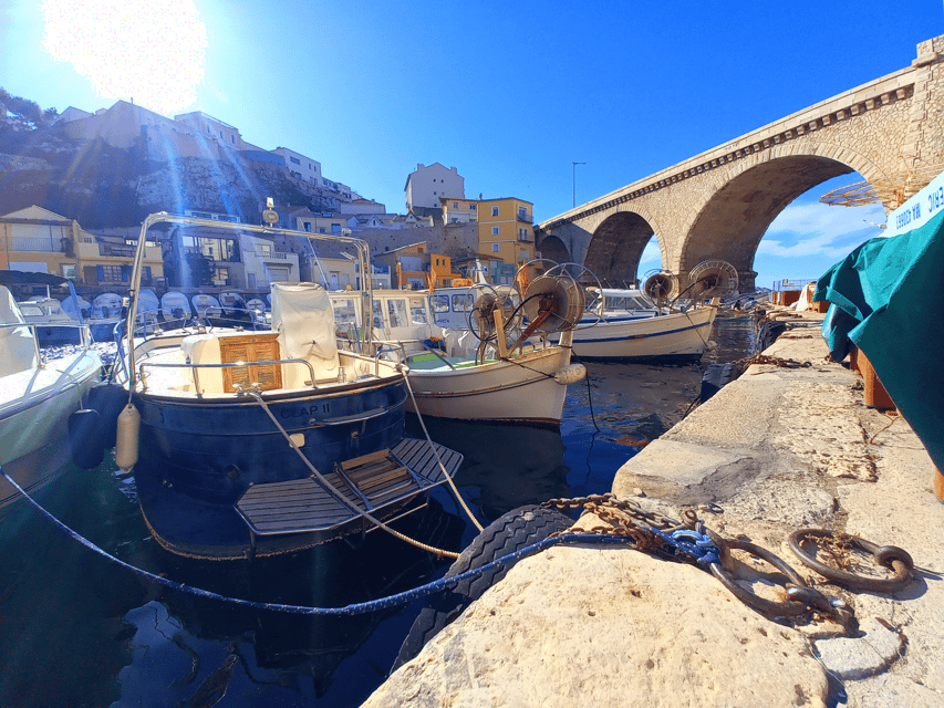Marseille: Half-Day City Highlights Guided Walking Tour - City Hall and the short ferry across the Old Port