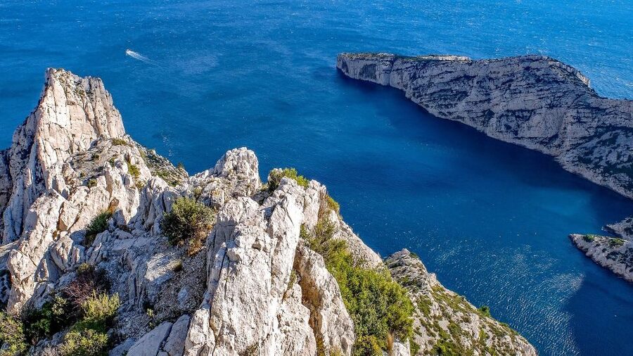 Marseille: Private Walking Tour with a Local - Starting at Hôtel de Ville or your own central meeting point