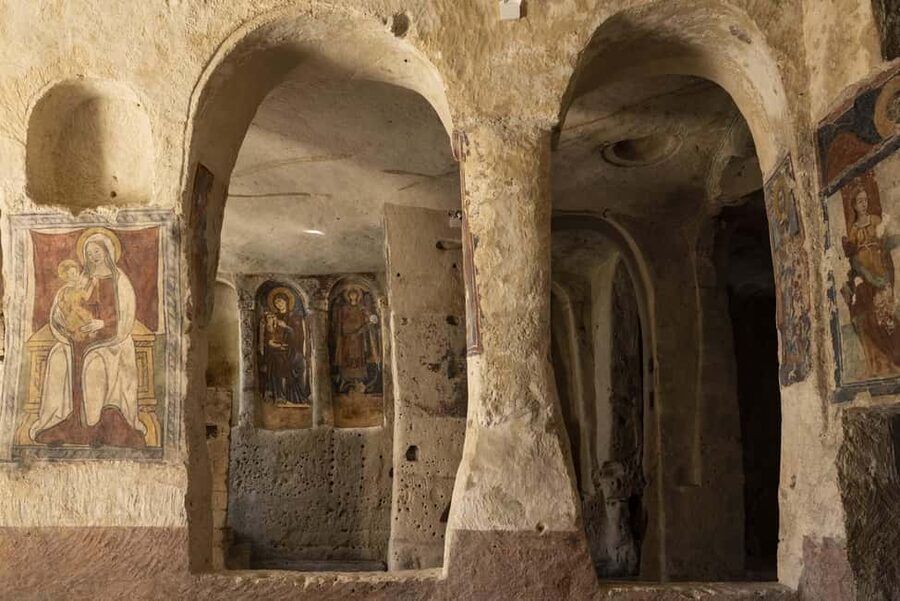Matera's Sassi Walking Tour - History and Culture - Why a local guide makes a difference