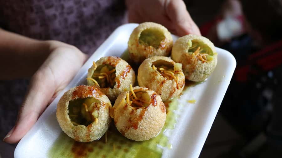 Mauritius: Port Louis Street Food Walking Tour - Walking Port Louis in heat and rain