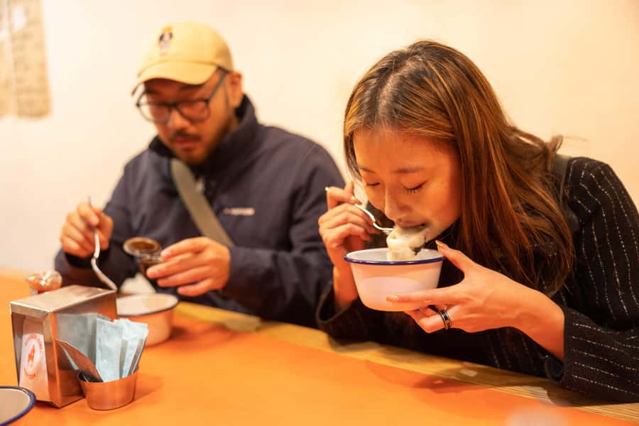 Melbourne: Guided Night-Time Food Walking Tour - Chinatown, menus, and Melbourne’s mixed food culture