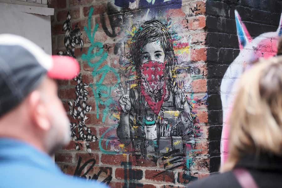 Melbourne: Street Art Walking Tour with a Street Artist - What you learn about tags, graffiti, and street art