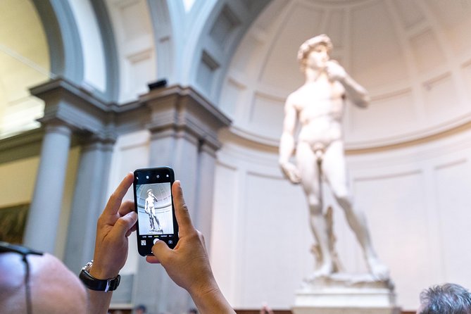 Michelangelo’s David, Accademia & Uffizi Small Group Tour - Starting with Florence’s outdoor highlights