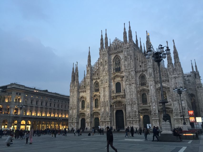 Milan by Night 2-Hour Walking Tour - Key points at a glance