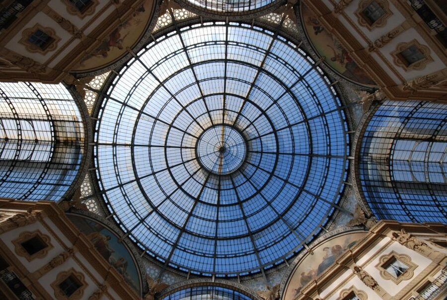 Milan by Night 2-Hour Walking Tour - What the guides add