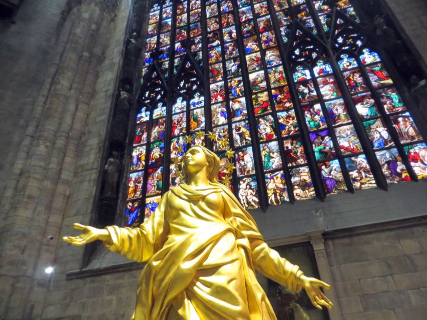 Milan: City Highlights Walking Tour - La Scala Theatre and Museum, from opera house to display cases