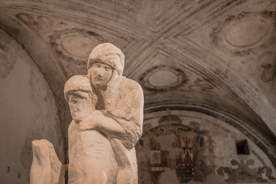 Milan: City Highlights Walking Tour with The Last Supper - Piazza Mercanti and Milan’s civic center