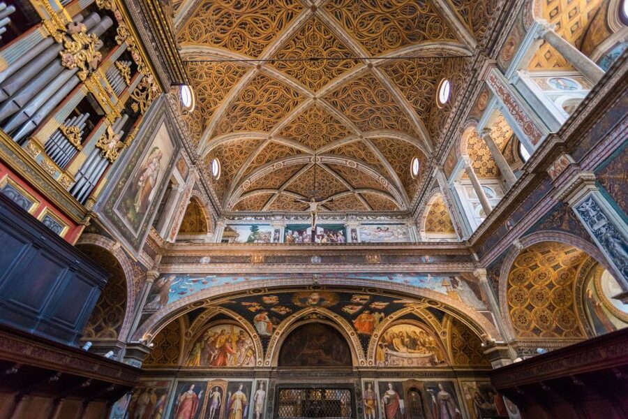 Milan: City Highlights Walking Tour with The Last Supper - La Scala and the Galleria Vittorio Emanuele II