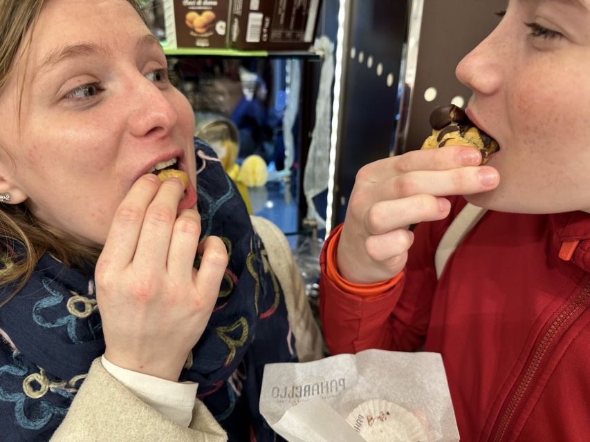 Milan: Guided Street Food Walking Tour with Food Tasting - Risotto al salto and the food of Milan