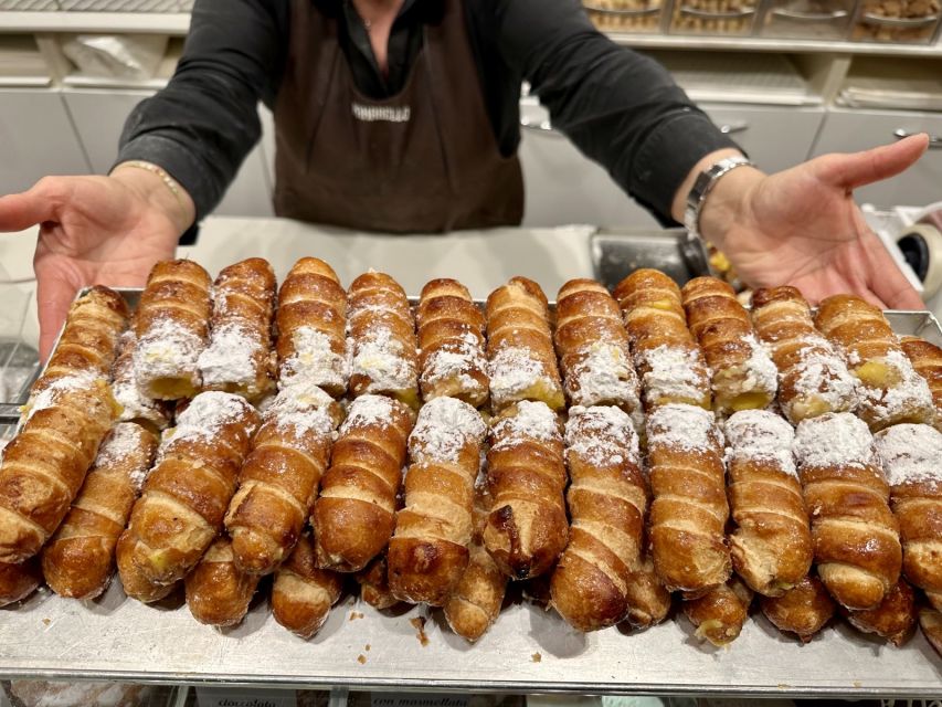 Milan: Guided Street Food Walking Tour with Food Tasting - The Duomo, Piazza Mercanti, and Milan’s civic face