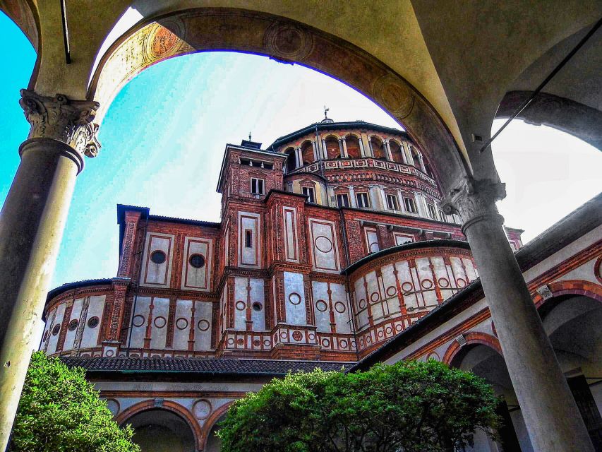 Milan: Skip-the-Line Guided Walk and "The Last Supper" - La Scala, opera, and Milan’s cultured side