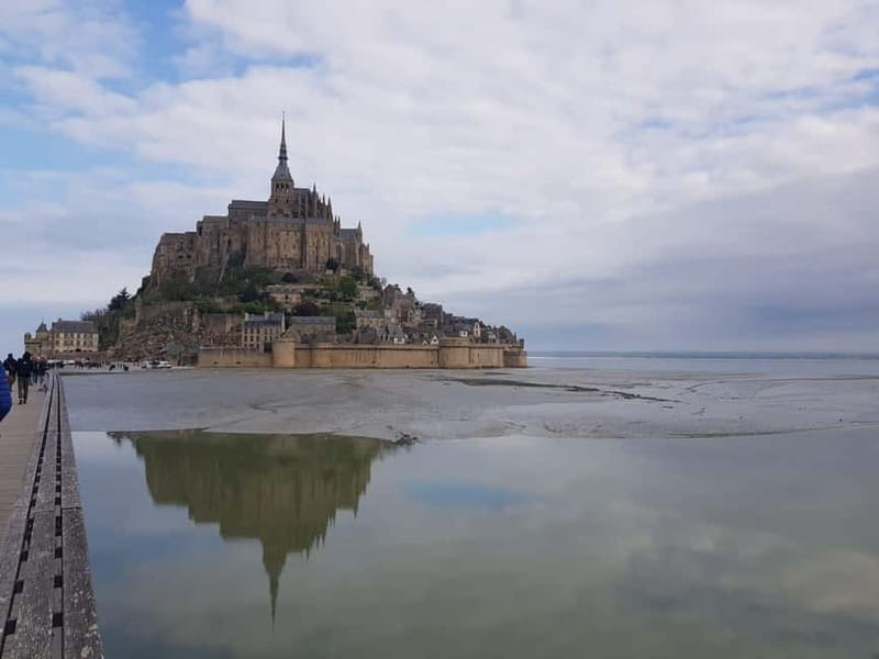 Mont Saint Michel: Village History and Legends Walking Tour - Key Points
